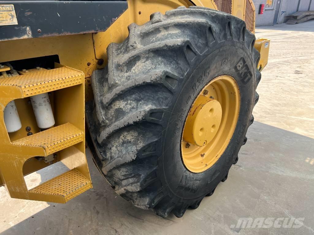 CAT CP76 Грунтовые катки