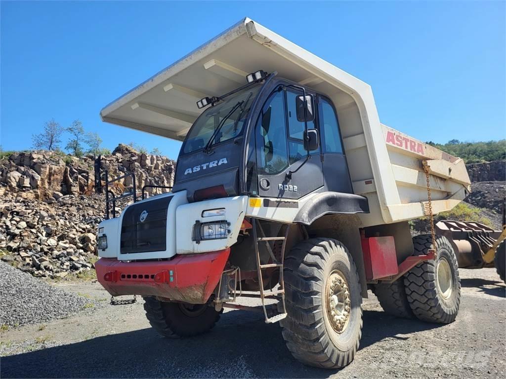 Astra RD32 Грузовики-Самосвалы