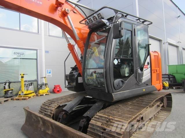 Hitachi ZX 135 Гусеничные экскаваторы