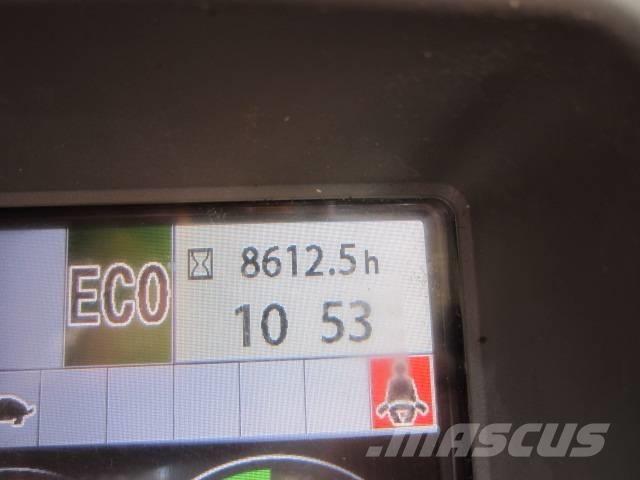 Hitachi ZX 135 Гусеничные экскаваторы
