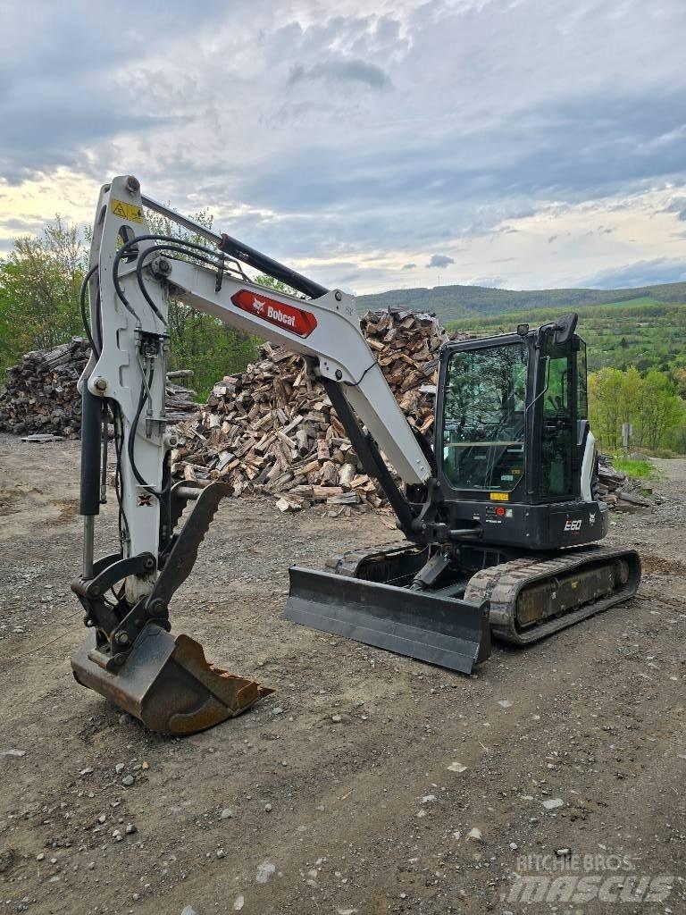 Bobcat E60 Мини-экскаваторы
