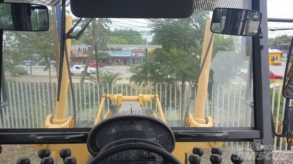 Volvo G930 Грейдеры