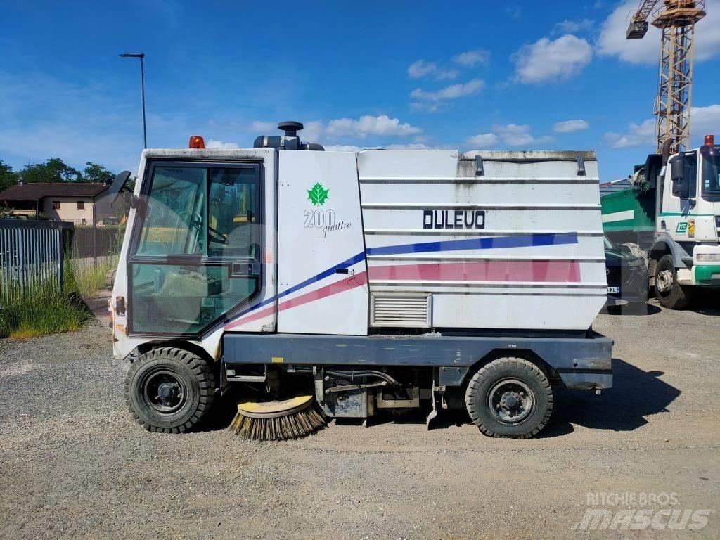Dulevo 200 Quattro Вакуумные уборочные машины