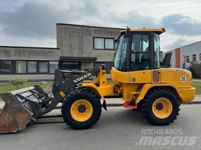 Volvo L 35 G Фронтальные погрузчики