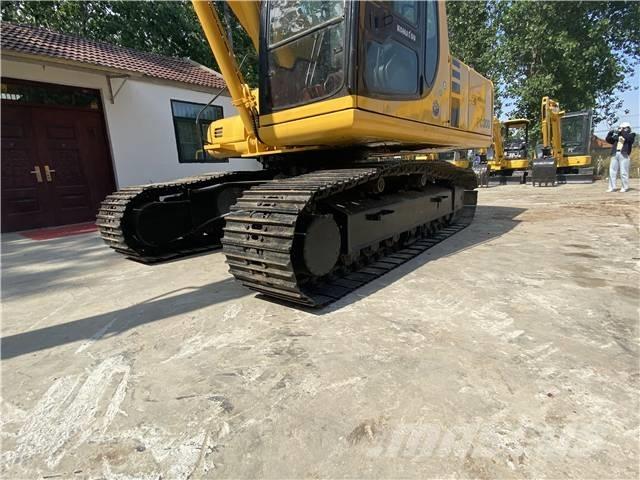Komatsu PC200-7 Гусеничные экскаваторы