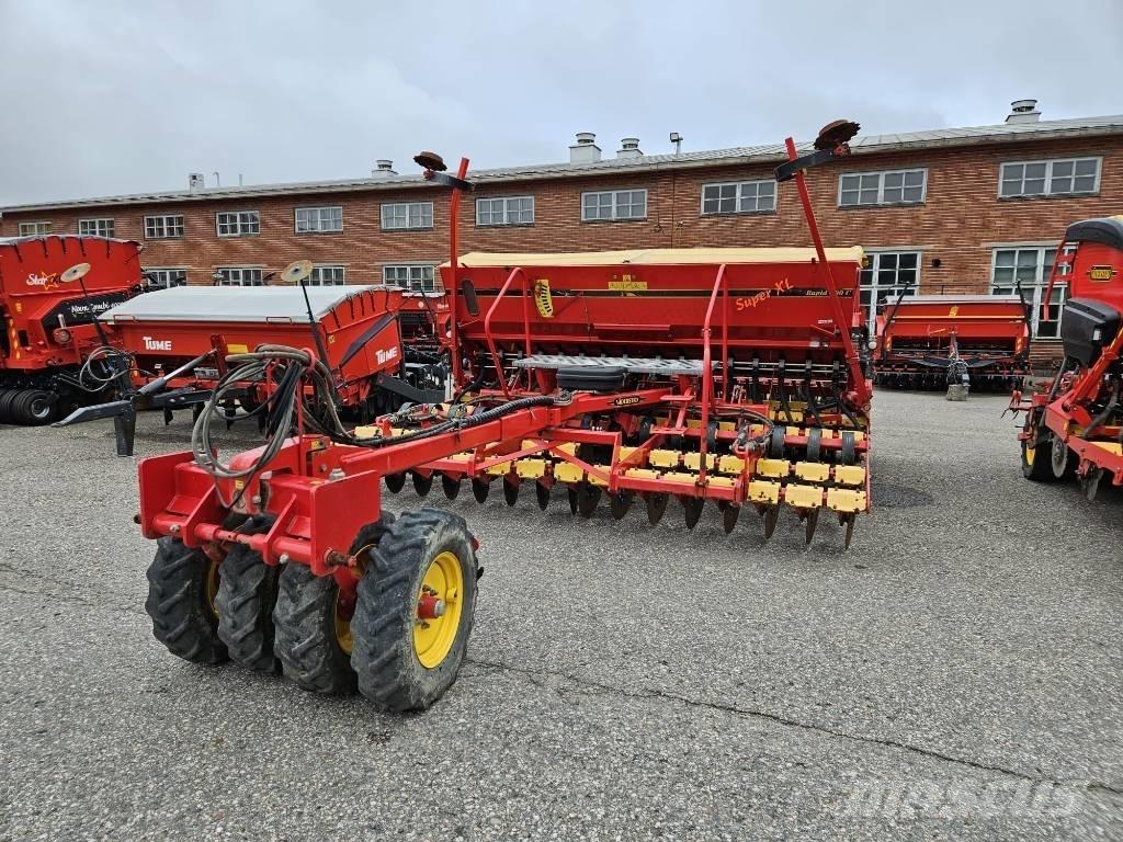 Väderstad Rapid 400 Комбинированные сеялки