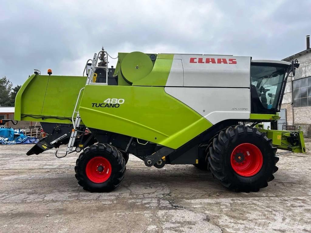 CLAAS Tucano 480 Зерноуборочные комбайны