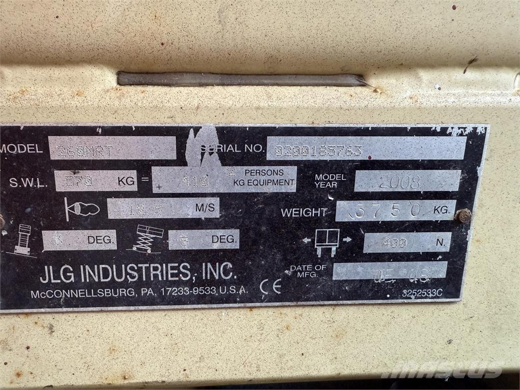 JLG 260 MRT Ножничные подъемники