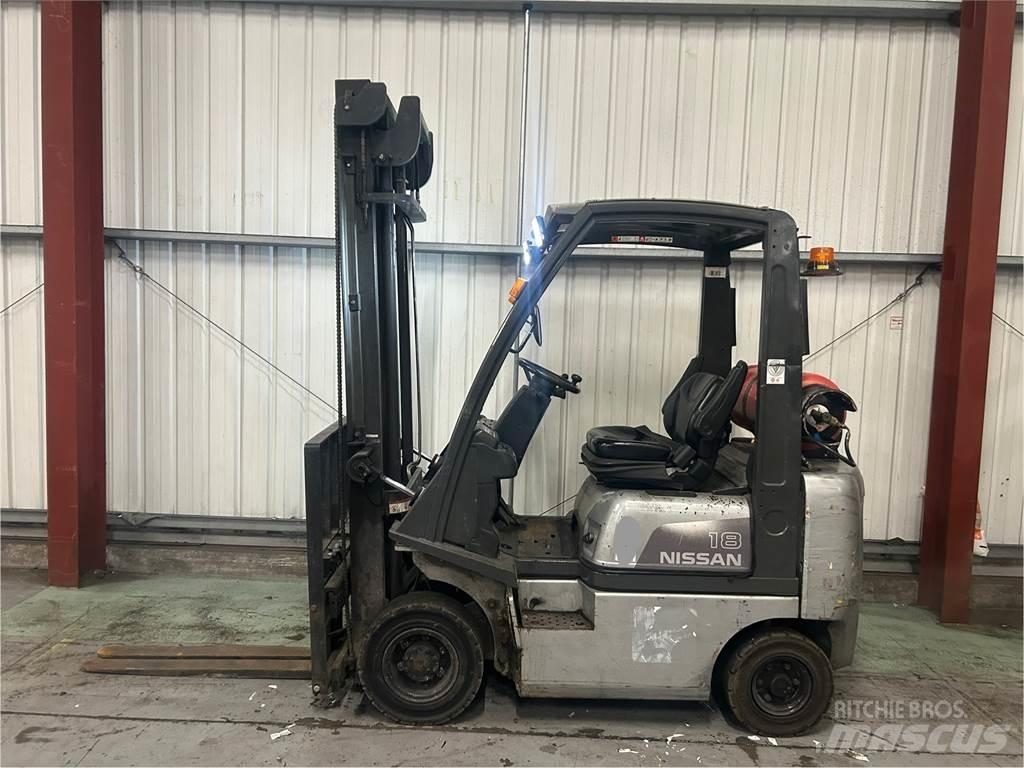 Nissan P1D1A18LQ Газовые погрузчики