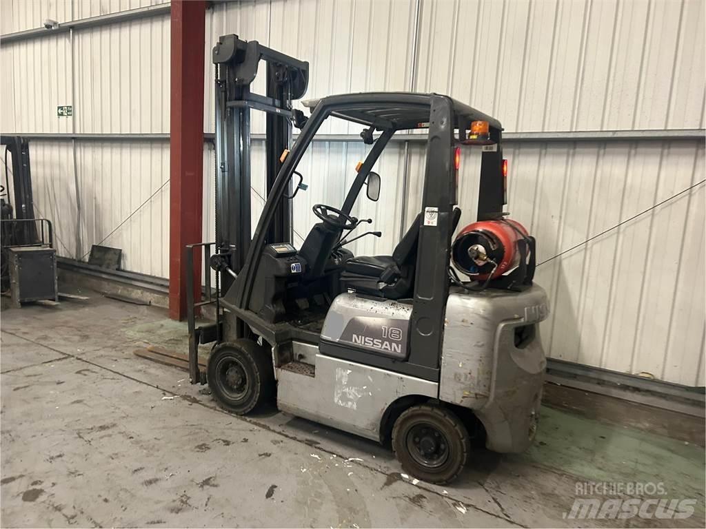 Nissan P1D1A18LQ Газовые погрузчики