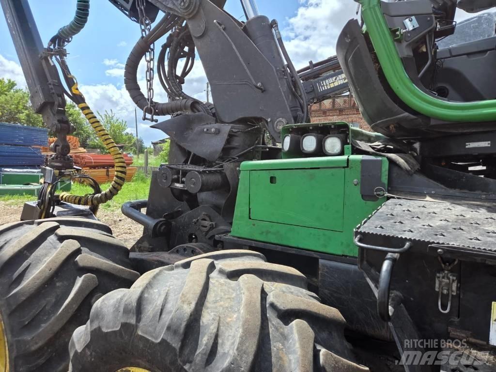 John Deere 1170 E Харвестеры