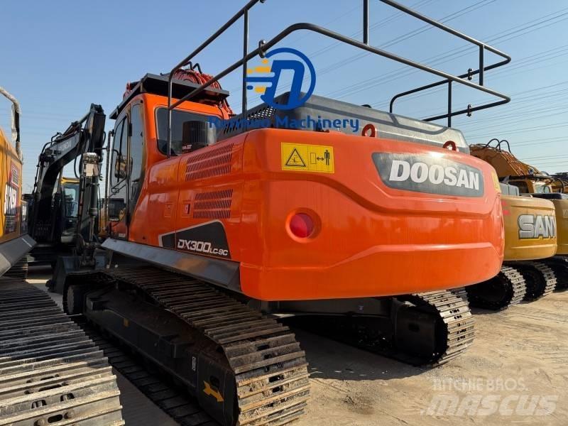 Doosan DX 300LC-9C Гусеничные экскаваторы