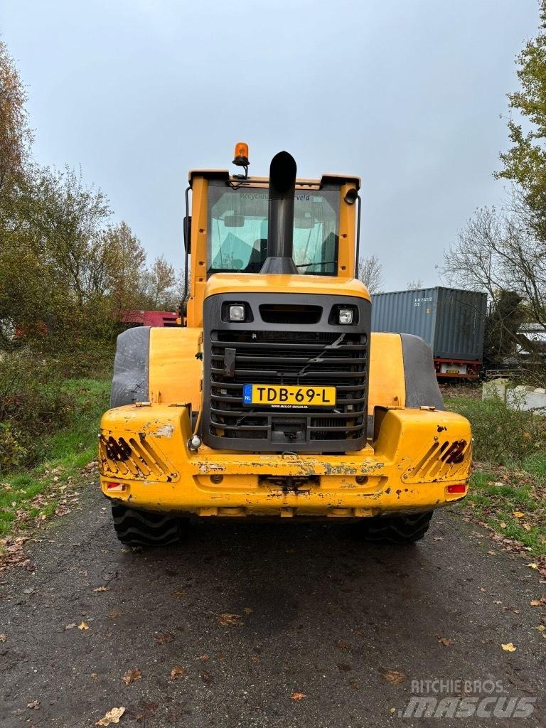 Volvo L 90 F Фронтальные погрузчики