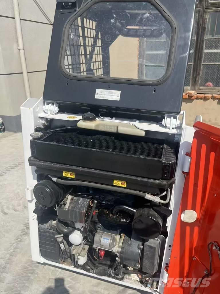 Bobcat S 70 Мини-погрузчики