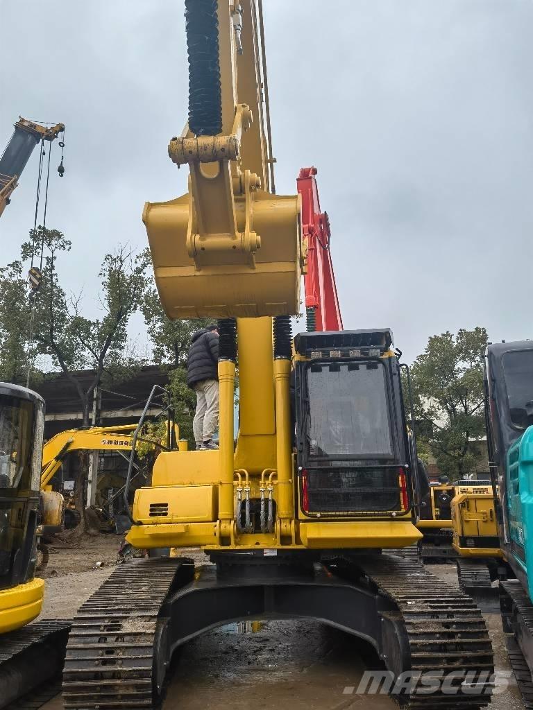 Komatsu PC 220-8 Гусеничные экскаваторы