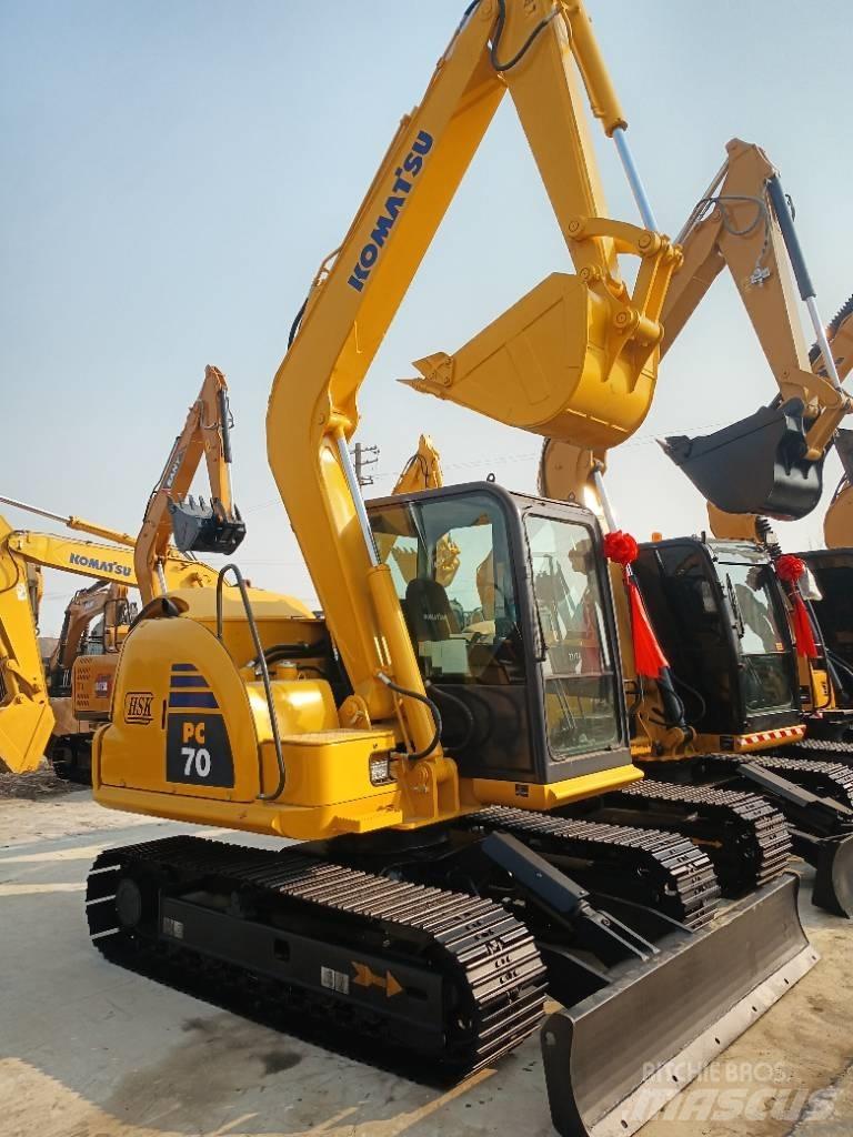 Komatsu PC70 Малые экскаваторы 7т-12т
