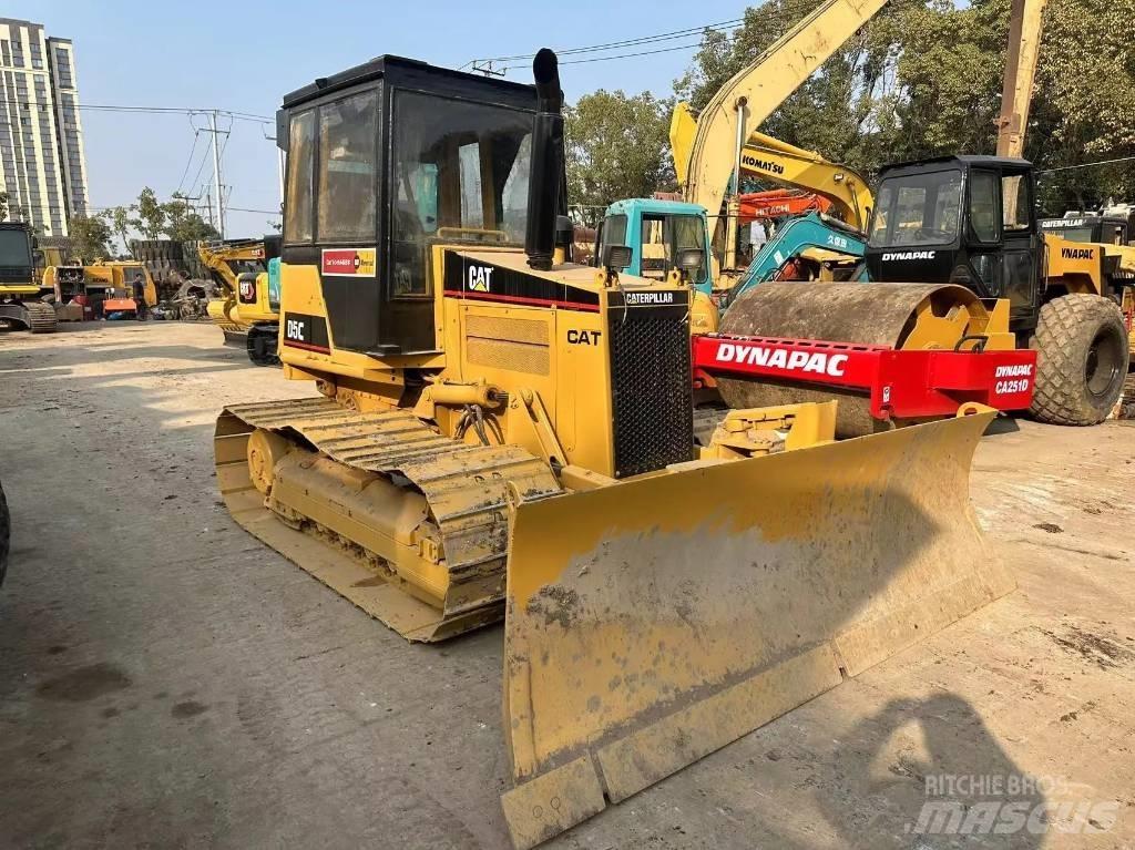 CAT D 5 C Гусеничные бульдозеры