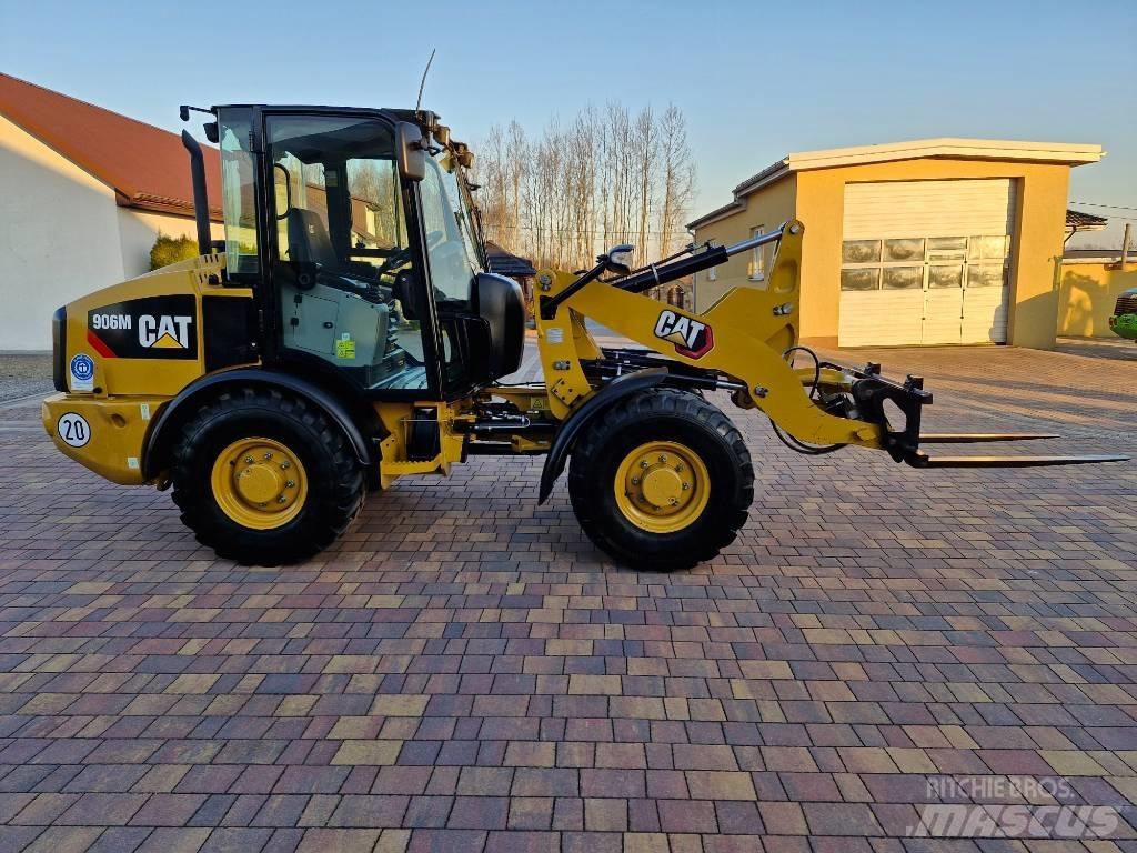 CAT 906 M Фронтальные погрузчики