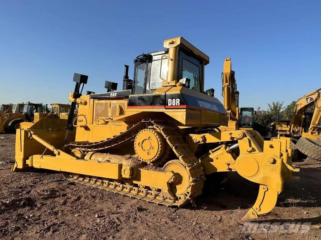 CAT D8R Гусеничные бульдозеры