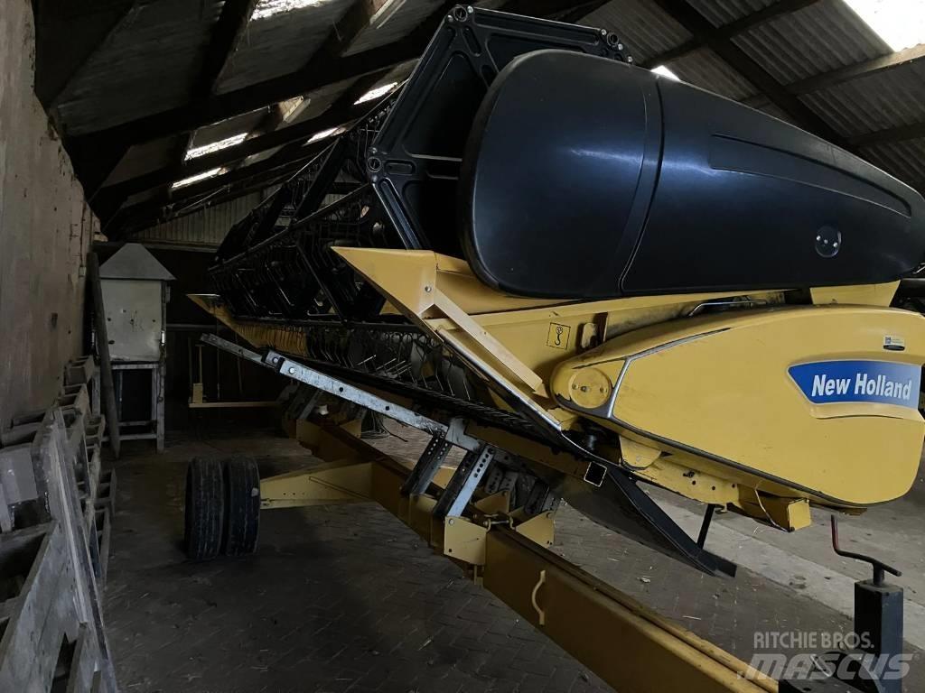 New Holland CS 6080 Зерноуборочные комбайны