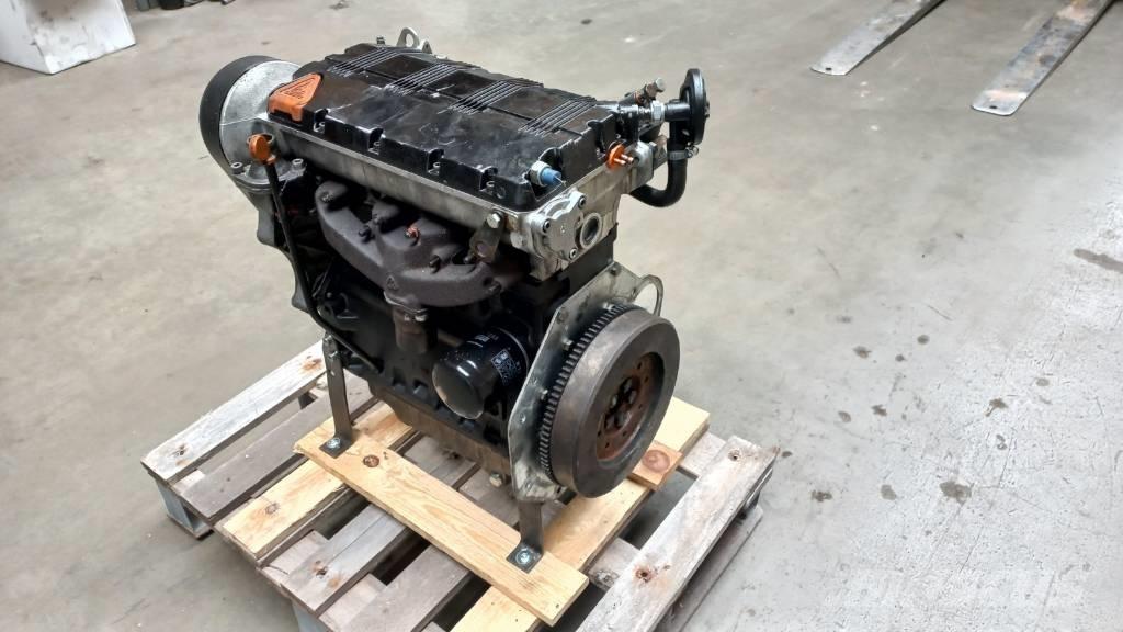 Lombardini LDW1204 Двигатели