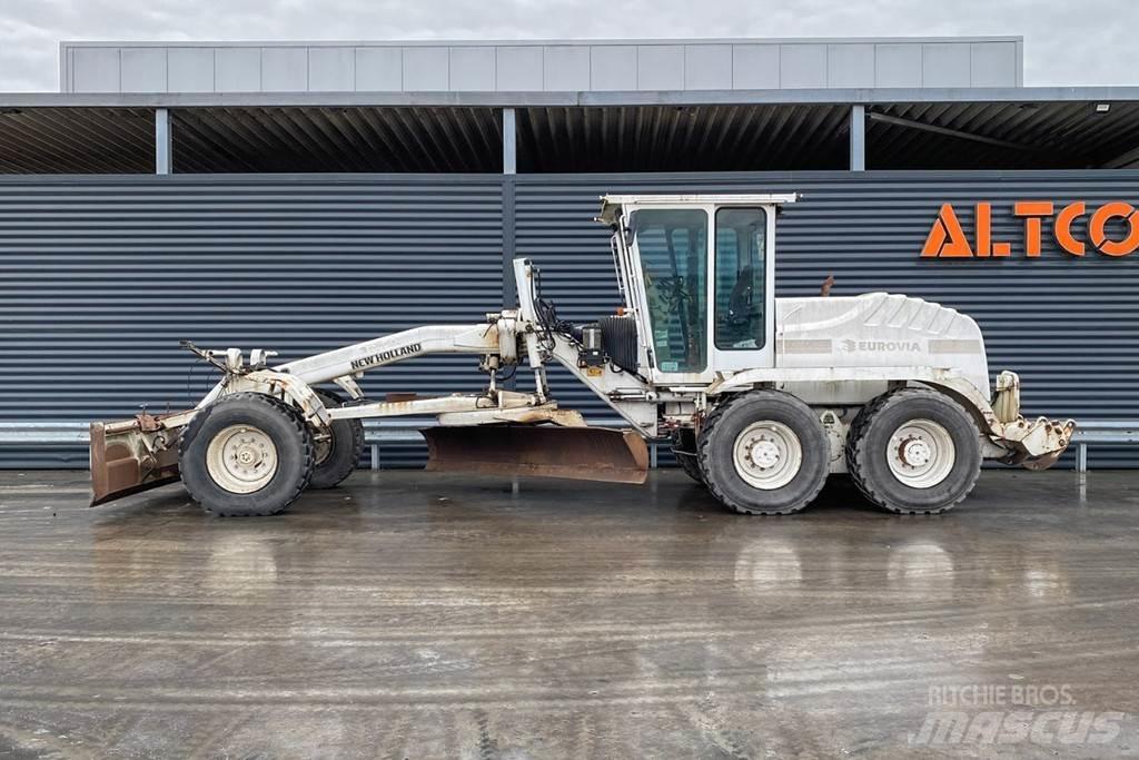 New Holland F156.6 Грейдеры