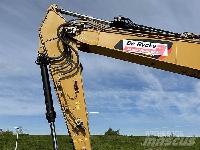 CAT 323FL Гусеничные экскаваторы