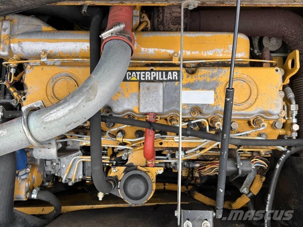 CAT M 318 C Колёсные экскаваторы