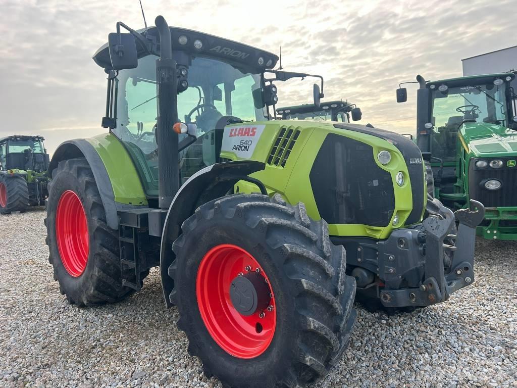 CLAAS Arion 640 Трактора