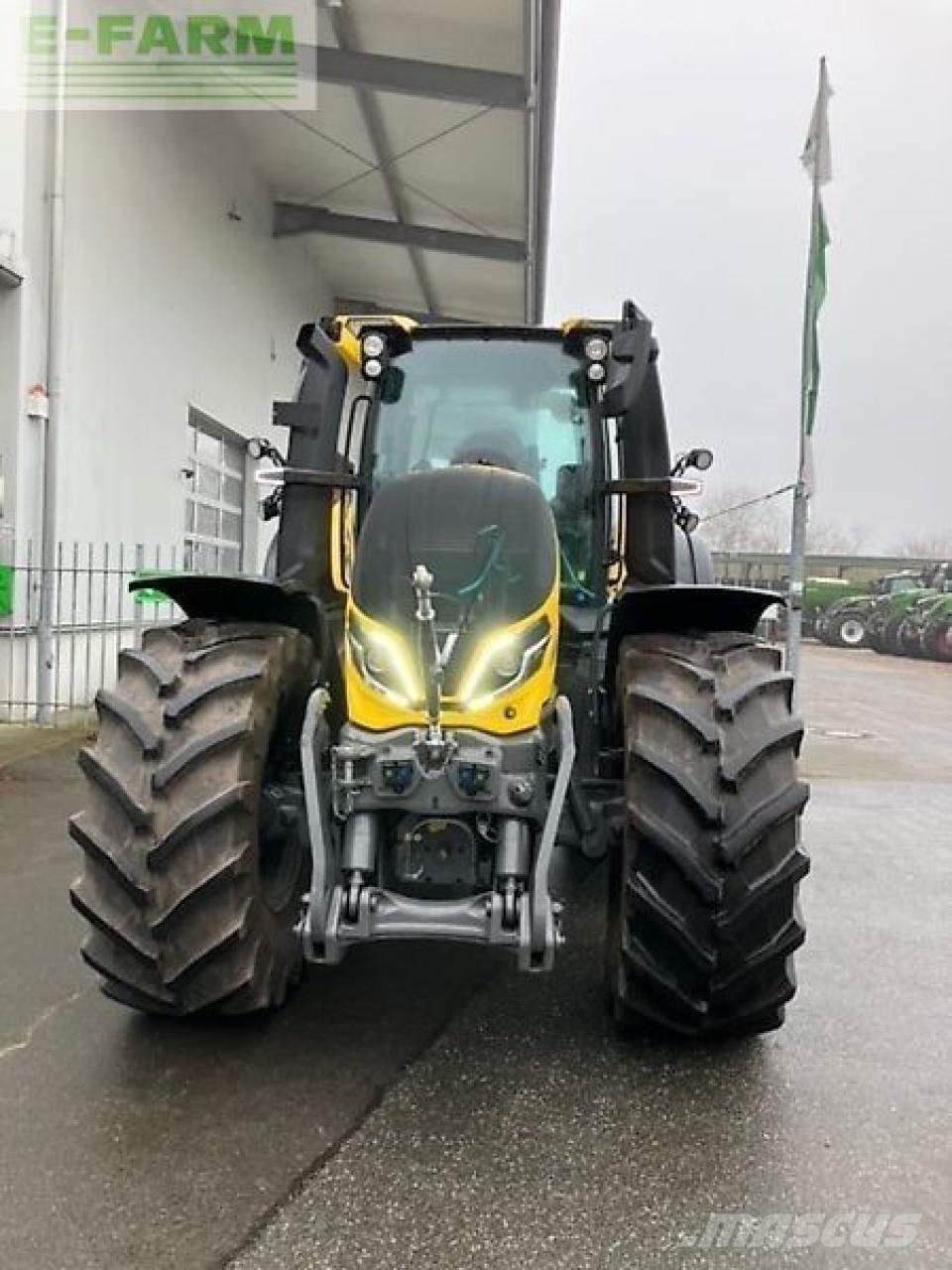Valtra q305 Трактора