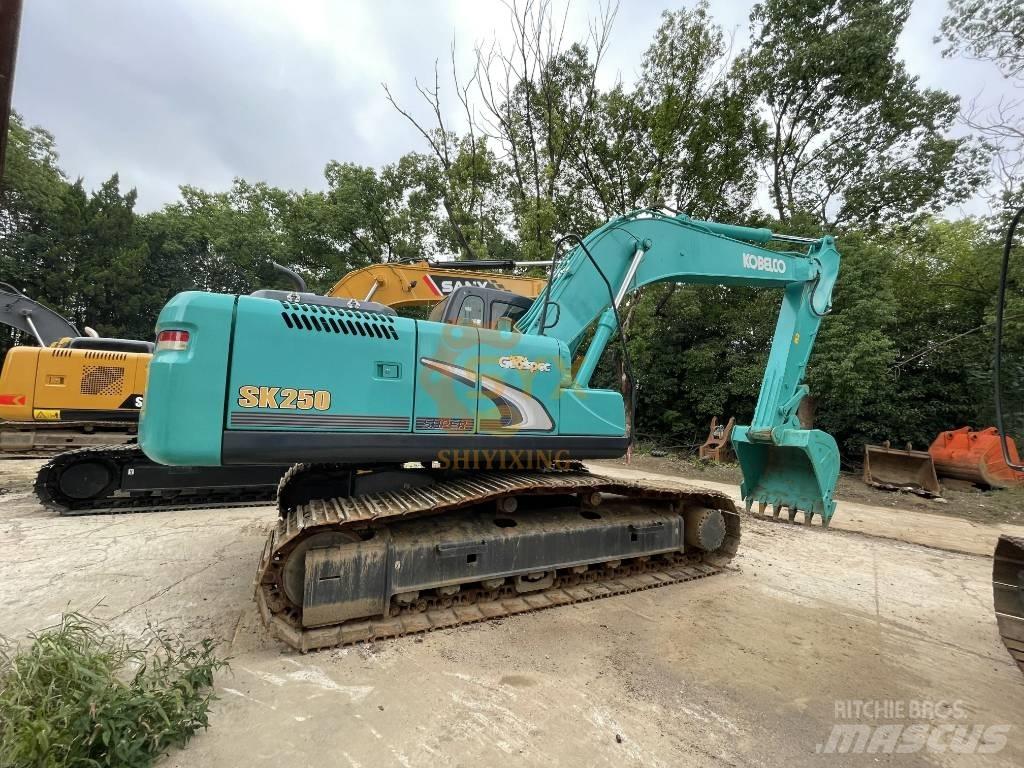 Kobelco 250 Гусеничные экскаваторы