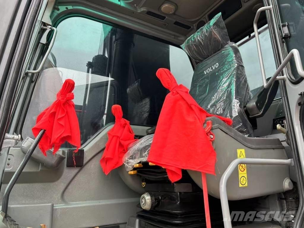 Volvo EC 240 Гусеничные экскаваторы