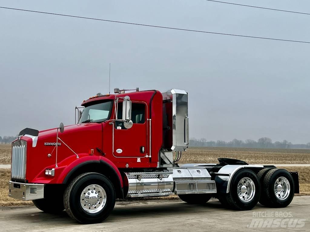 Kenworth T 800 Седельные тягачи