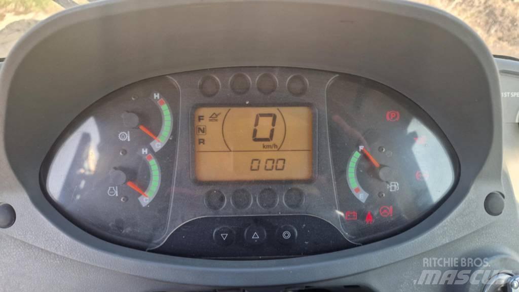 Hitachi ZW 140 Фронтальные погрузчики