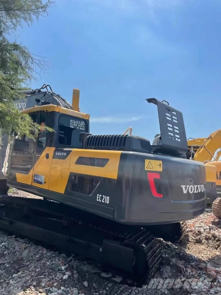 Volvo EC210D Гусеничные экскаваторы