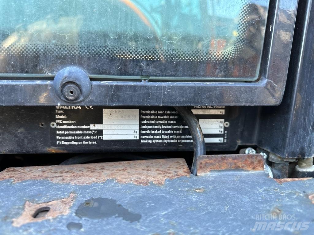 Valtra T 173 Трактора