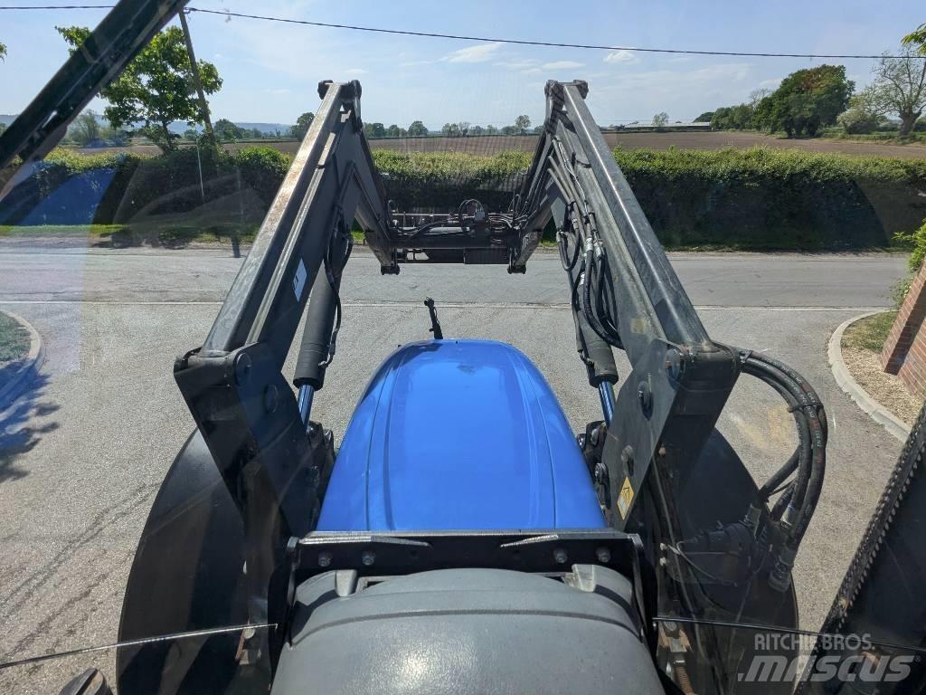 New Holland TSA115A Трактора