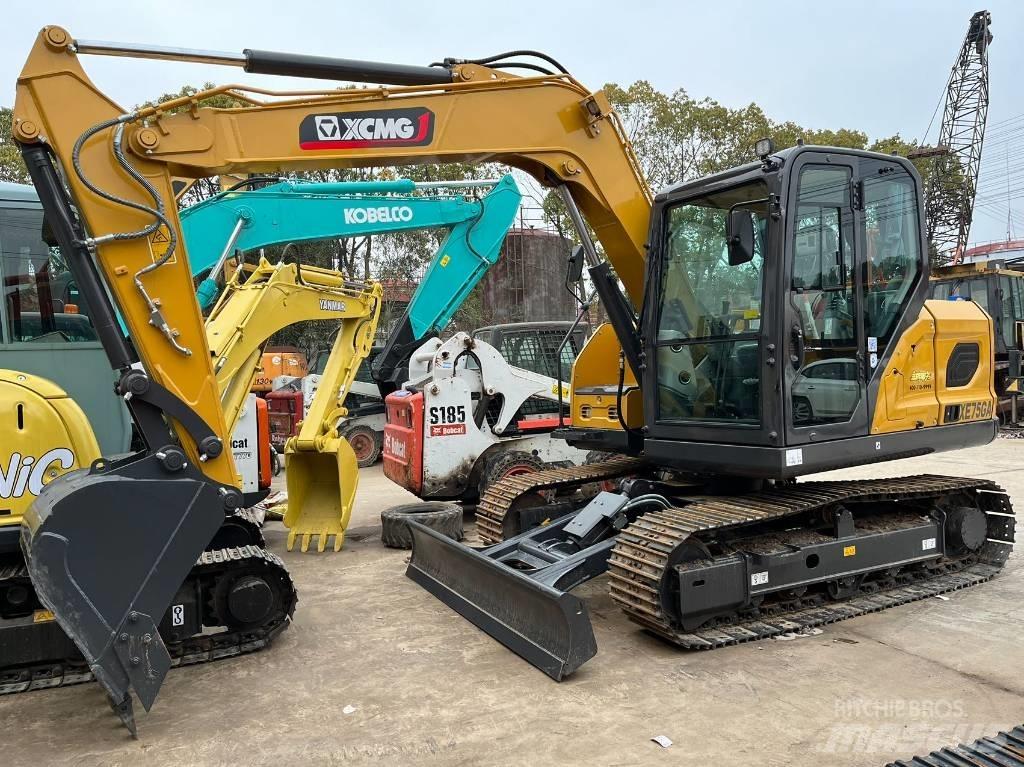 XCMG XE 75 D Малые экскаваторы 7т-12т