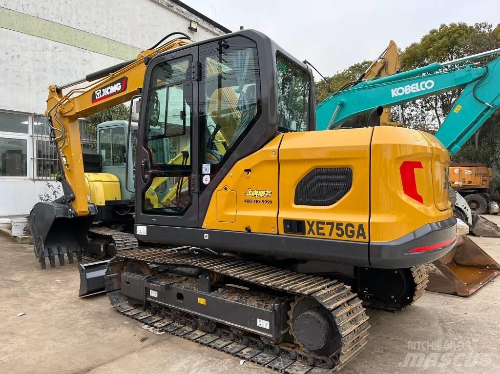 XCMG XE 75 D Малые экскаваторы 7т-12т