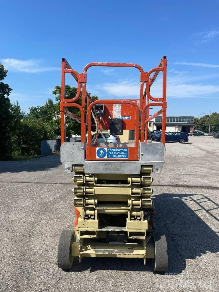 JLG 2646 Ножничные подъемники