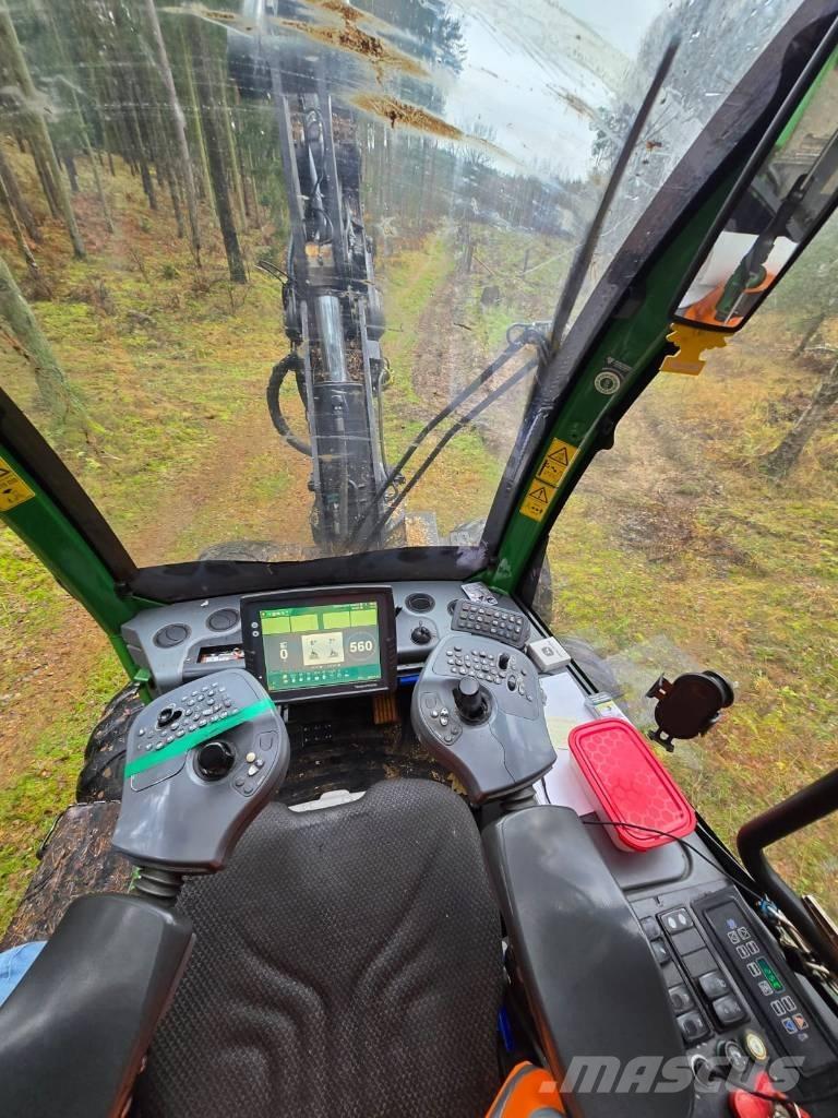 John Deere 1170 E Харвестеры