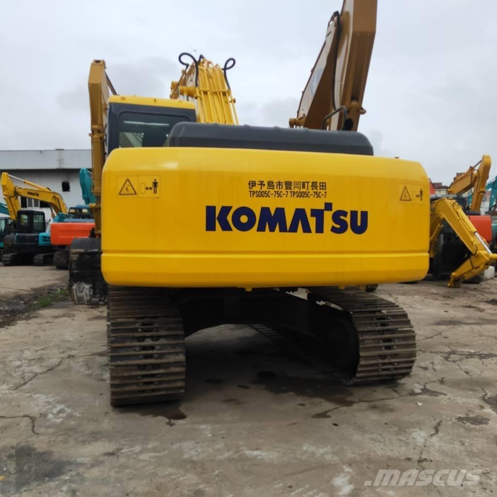 Komatsu PC200-7 Гусеничные экскаваторы