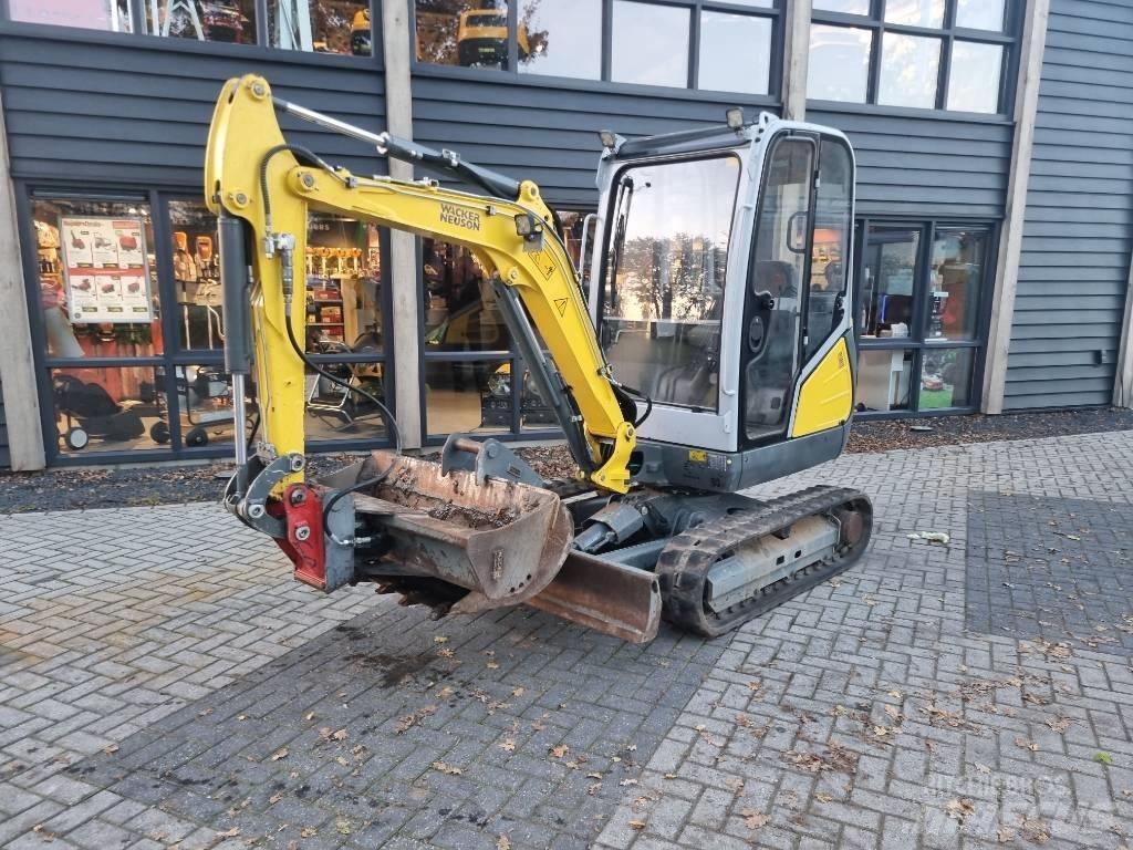 Wacker Neuson ET 24 Мини-экскаваторы