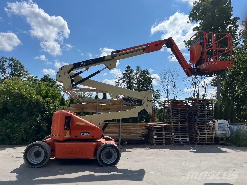 JLG E 450 AJ Коленчатые подъемники