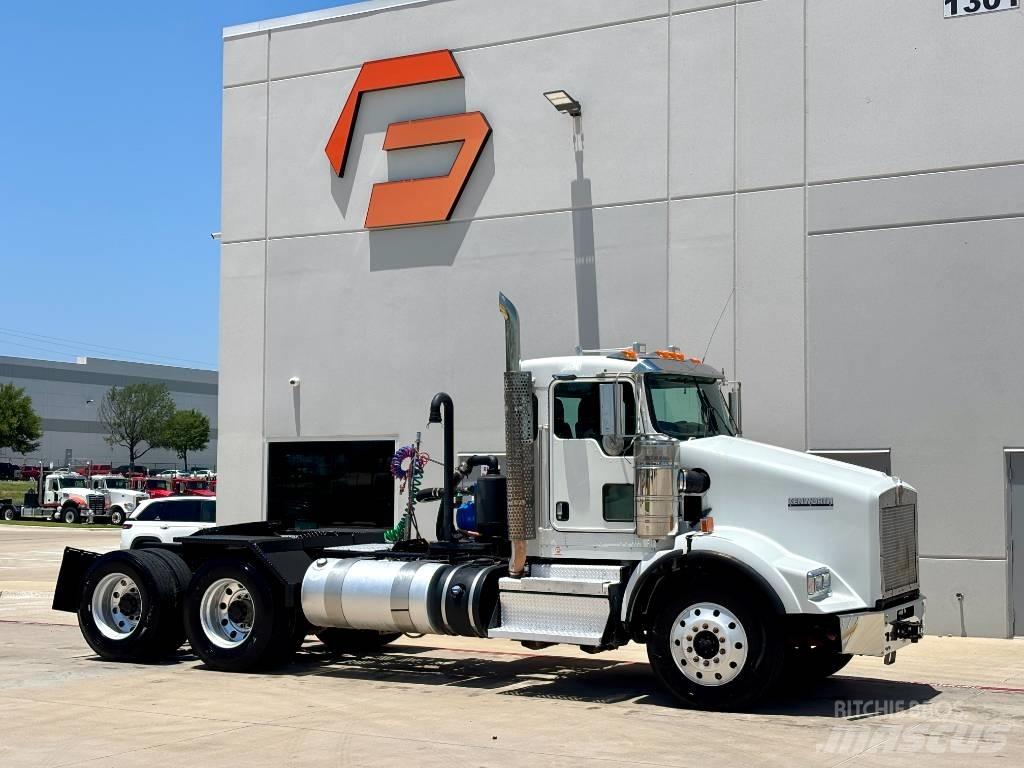 Kenworth T 800 Седельные тягачи