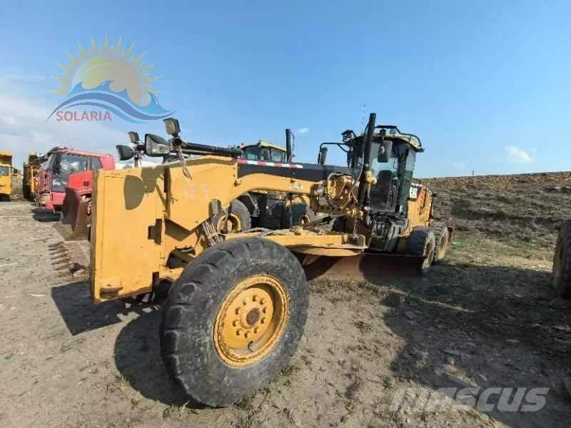 CAT 140 M Грейдеры