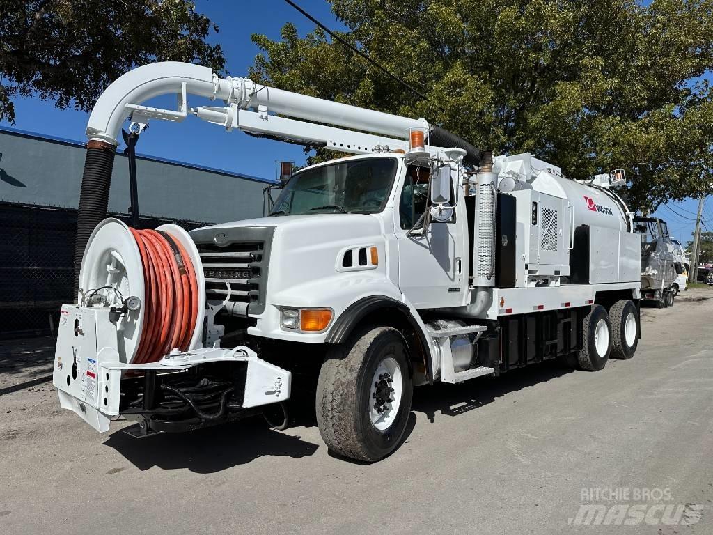 Sterling L 7500 Ассенизаторские машины