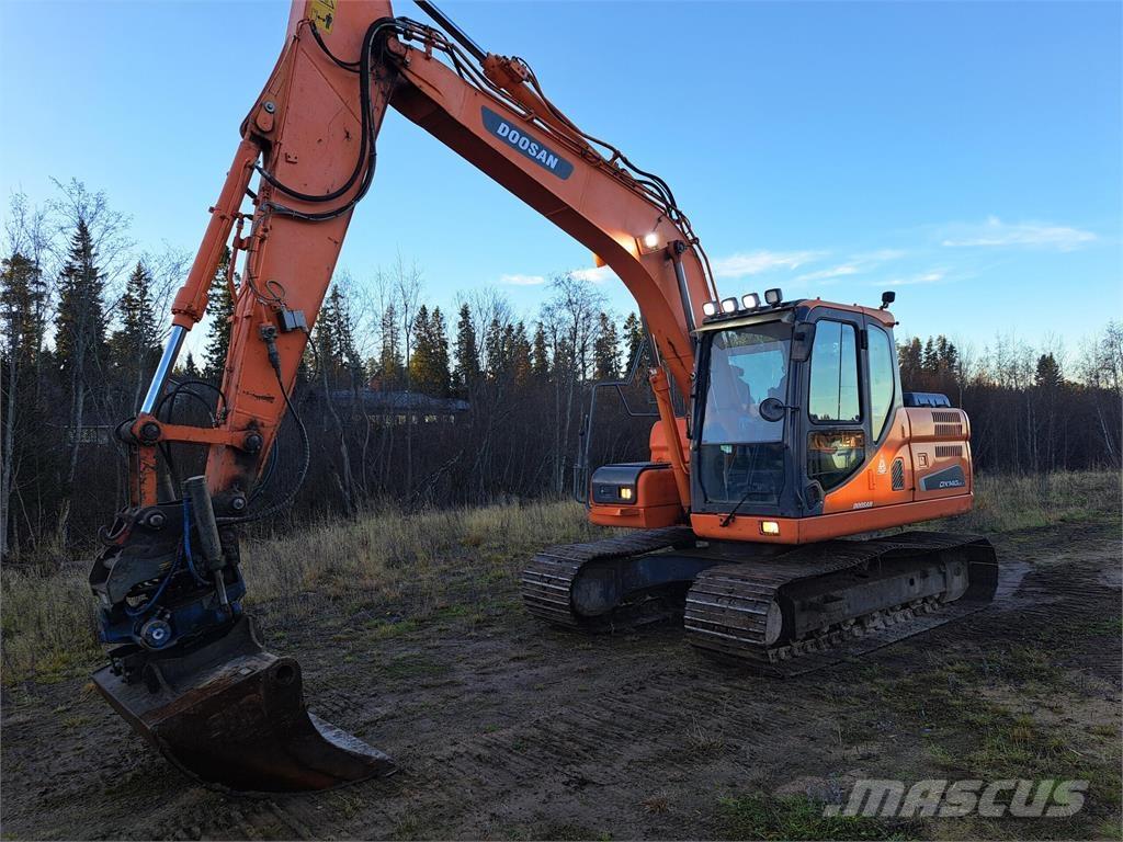 Doosan DX 140 LC-3 Гусеничные экскаваторы