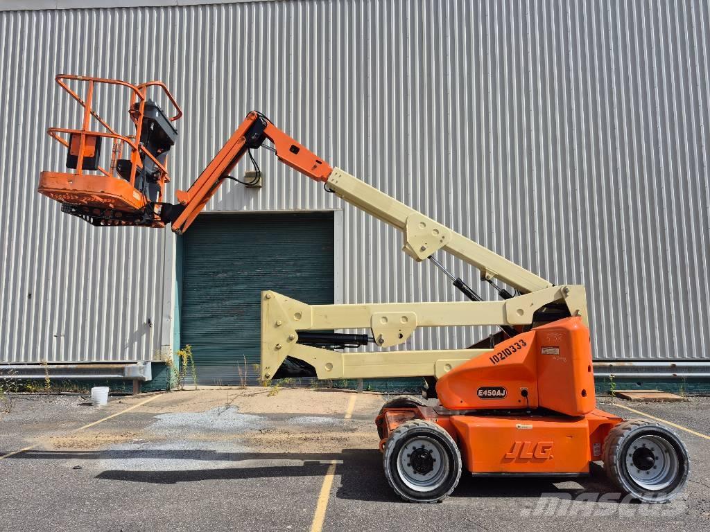 JLG E 450 AJ Коленчатые подъемники