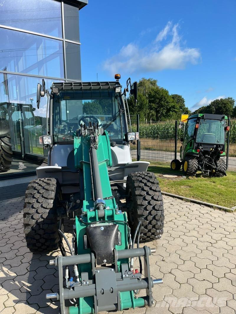 Kramer KL30.8T Фронтальные погрузчики